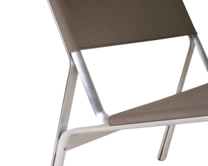 FRAMA Union Easy Chair | Aluminum / Taupe Mesh