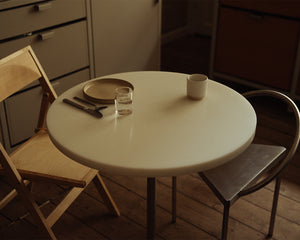Table 57 | White / Stainless Steel | Ø70