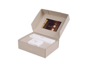 Gift Box: Scented Candle + Snuffer | Beratan